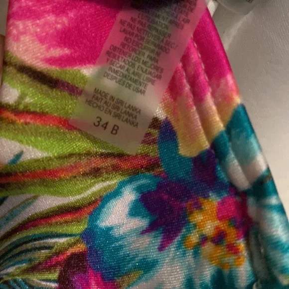 💕Victoria Secret Bikini Top 💕 - Picture 6 of 7